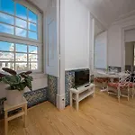 Luxurious Cais Do Sodre, 4 Bedrooms With View