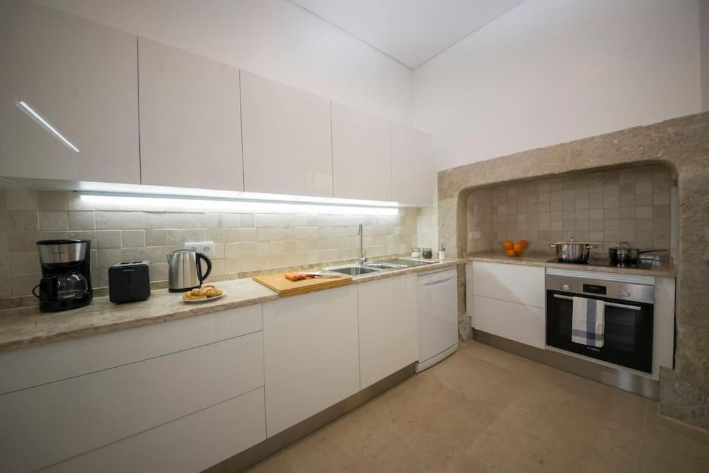 Luxurious Cais Do Sodre, 4 Bedrooms With View