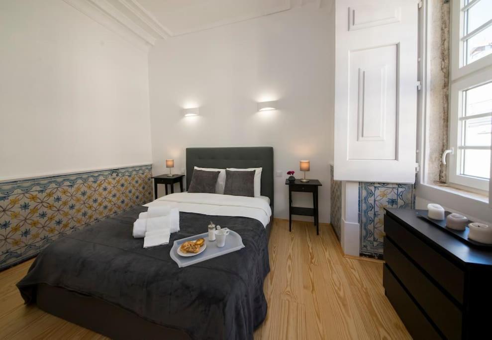 Luxurious Cais Do Sodre, 4 Bedrooms With View Apartment *