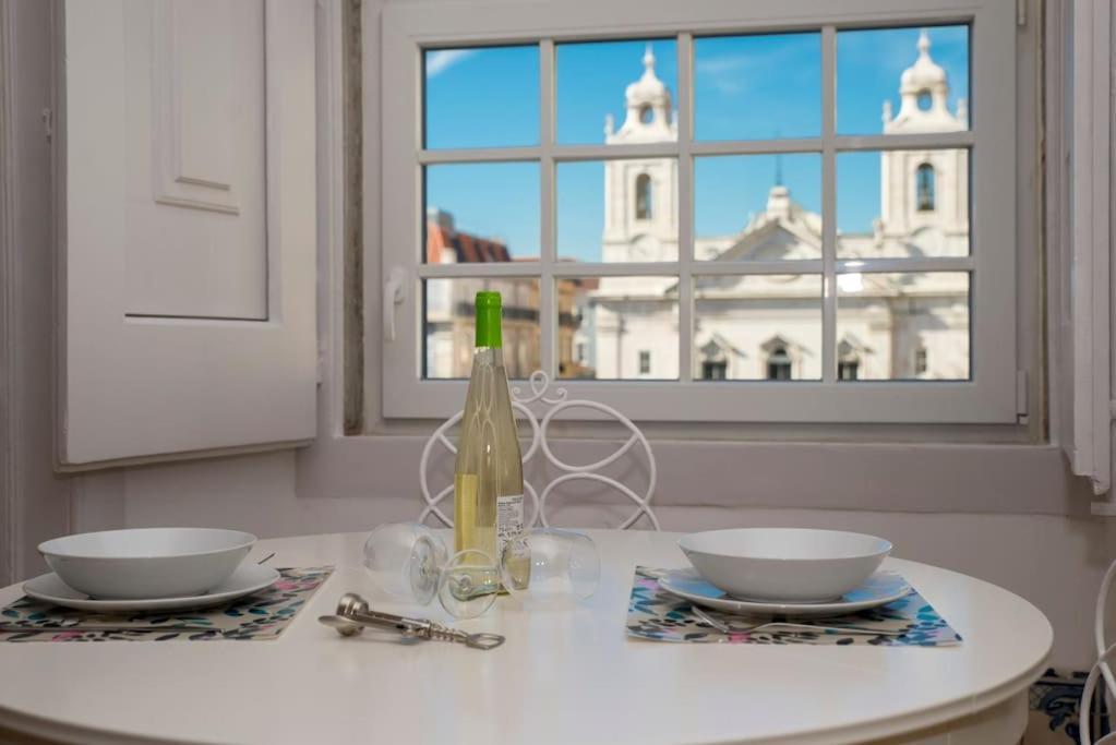 Luxurious Cais Do Sodre, 4 Bedrooms With View Apartment *