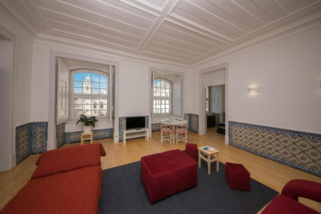 Luxurious Cais Do Sodre, 4 Bedrooms With View Apartment *