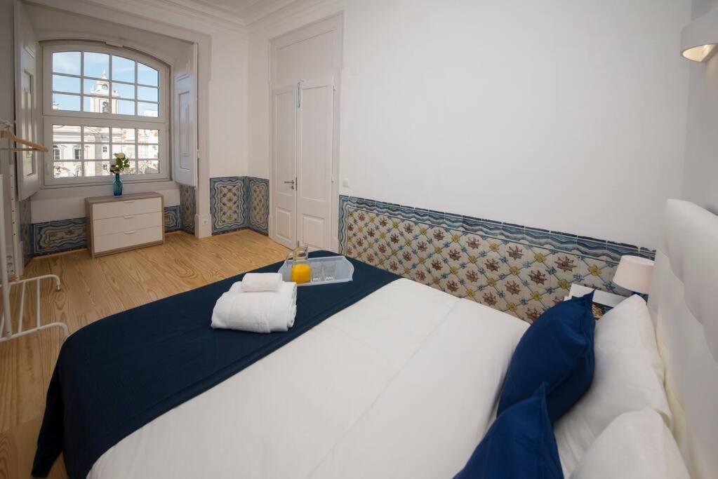 Luxurious Cais Do Sodre, 4 Bedrooms With View Apartment *